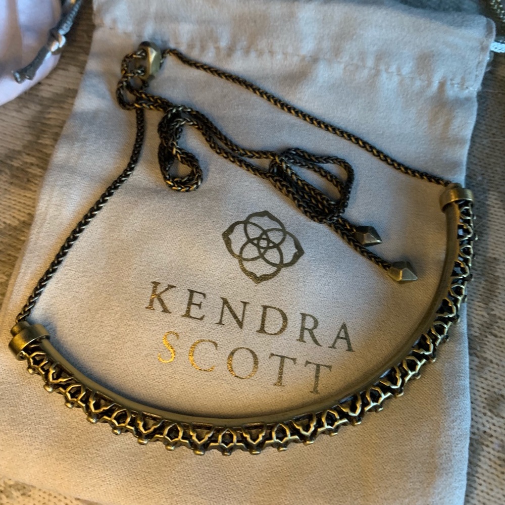 Kendra Scott Lucy Choker in Antique Brass